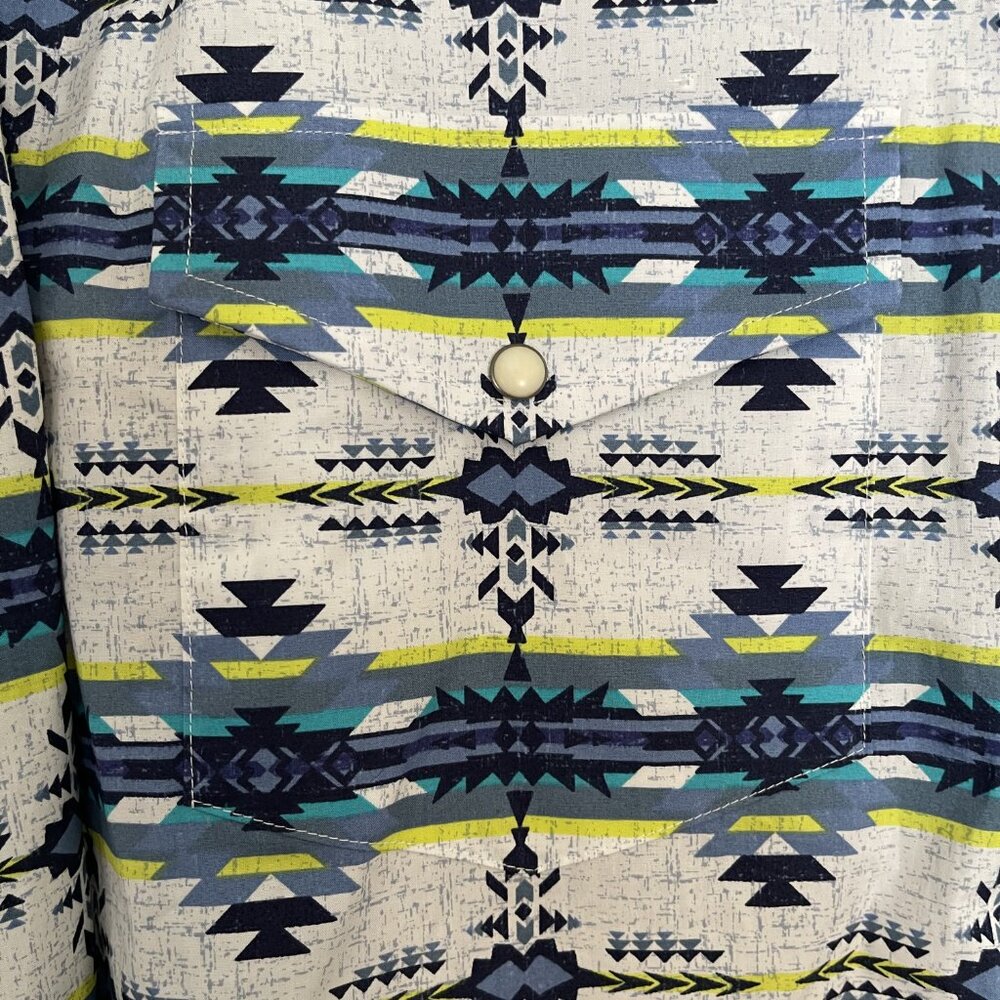 Ariat Shirt Mens XL White Blue Aztec Southwestern Pearl Snap Western Pockets - Picture 6 of 11